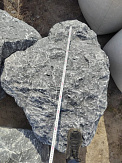фото ГЛЫБЫ и СКАЛЬНИК (ландшафтный крупный диабаз, змеевик, гранит, яшма, кварц, песчаник)  купить в Твери